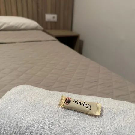 Can Setmanes By Cozycatalonia - Hostal Central Blanes-2